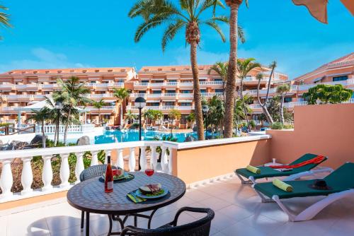Imagen general del Apartamentos Tenerife South, Los Cristianos. Foto 4