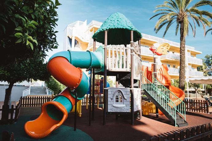 Imagen de los interiores del Apartamentos Terralta, Benidorm - Playa Poniente. Foto 12