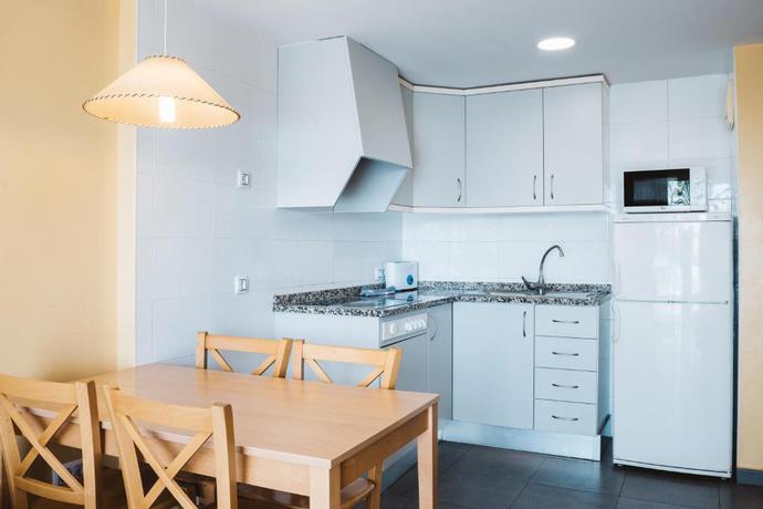 Imagen de la habitación del Apartamentos Terralta, Benidorm - Playa Poniente. Foto 3