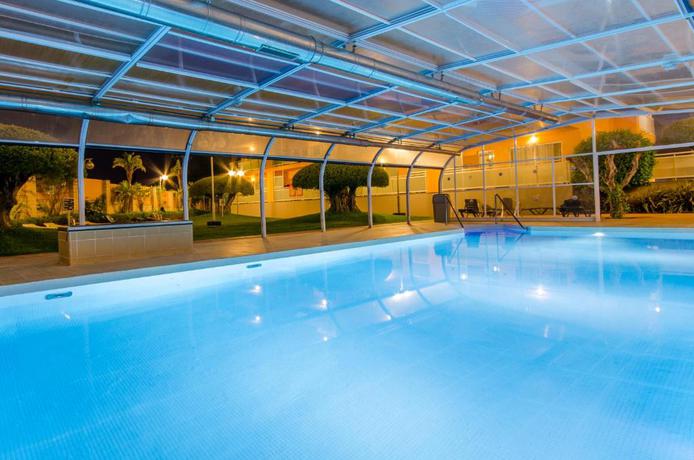 Imagen de la piscina del Apartamentos Terralta, Benidorm - Playa Poniente. Foto 22