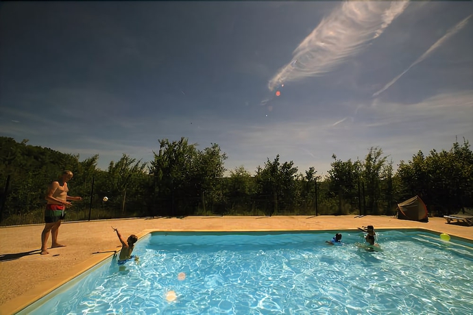 Imagen de la piscina del Apartamentos Terres De France - Les Hameaux De Correze. Foto 18