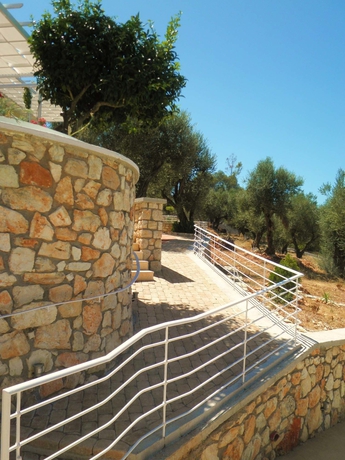 Imagen de los exteriores del Apartamentos Tesoro Of Ithaca. Foto 16