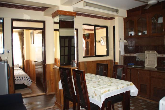 Imagen del bar/restaurante del Apartamentos Thamel Apartments Hotel. Foto 2