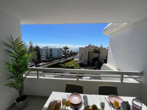 Imagen general del Apartamentos The Broncemar Apartments with facilities PLAYA DEL INGLES. Foto 4