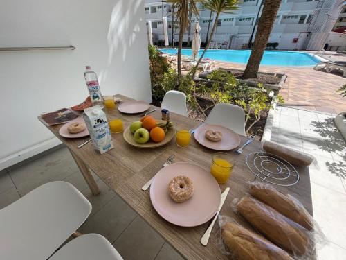 Imagen general del Apartamentos The Broncemar Apartments with facilities PLAYA DEL INGLES. Foto 5