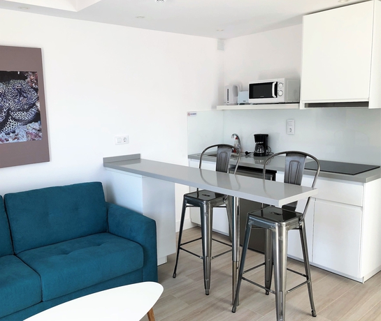 Imagen de la habitación del Apartamentos The Hive Boutique - Adults Only. Foto 12