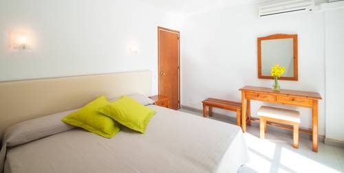 Imagen general del Apartamentos The Ibiza Oasis - Adults Only - Sunset Suites. Foto 8