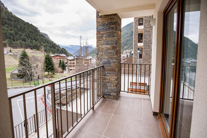 Imagen de los exteriores del Apartamentos The Lodge At Ribasol 3000 Aptos. Foto 10