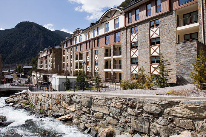 Imagen general del Apartamentos The Lodge At Ribasol 3000 Aptos. Foto 1