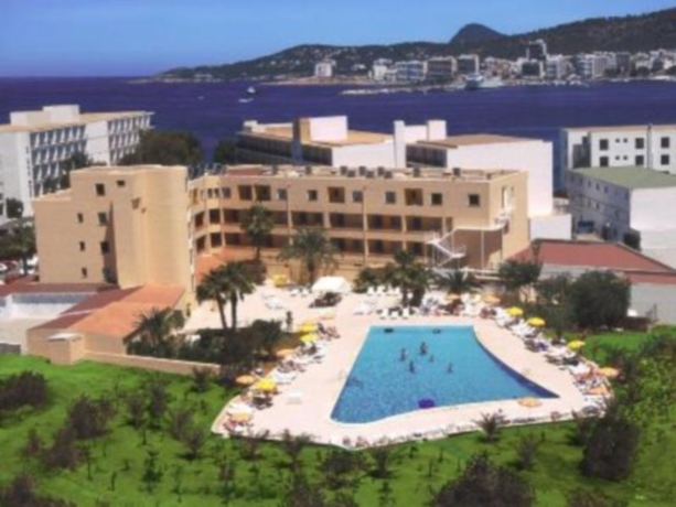 Imagen general del Apartamentos The Palm Star Ibiza. Foto 1