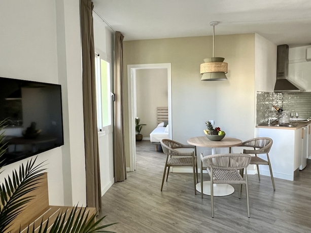 Imagen de la habitación del Apartamentos The Palm Star Ibiza. Foto 5