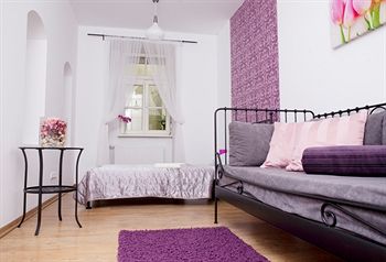 Imagen general del Apartamentos The Secret Garden Apartment Jozefa. Foto 9