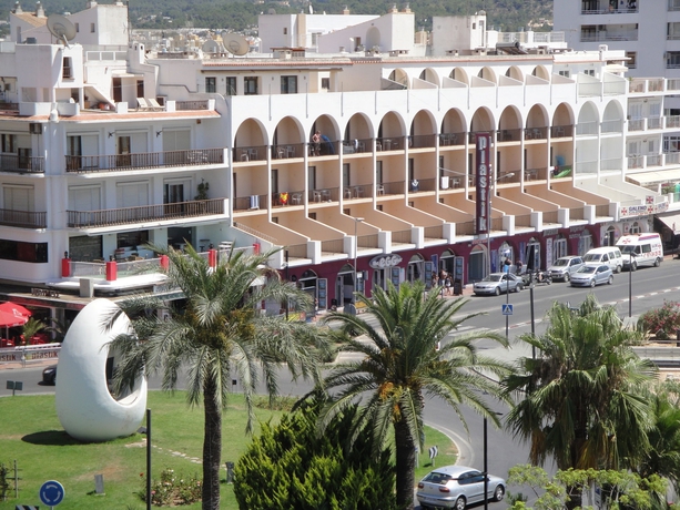 Imagen general del Apartamentos The White Apartments By Ibiza Feeling - Adults Only. Foto 3