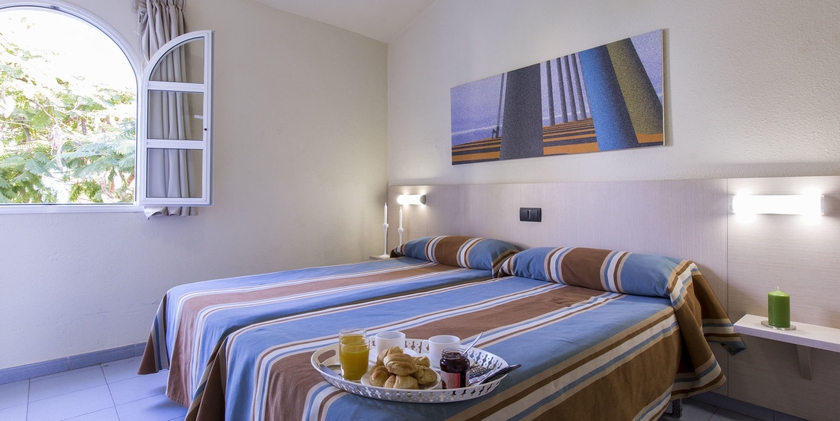 Imagen de la habitación del Apartamentos Tisalaya Park. Foto 3