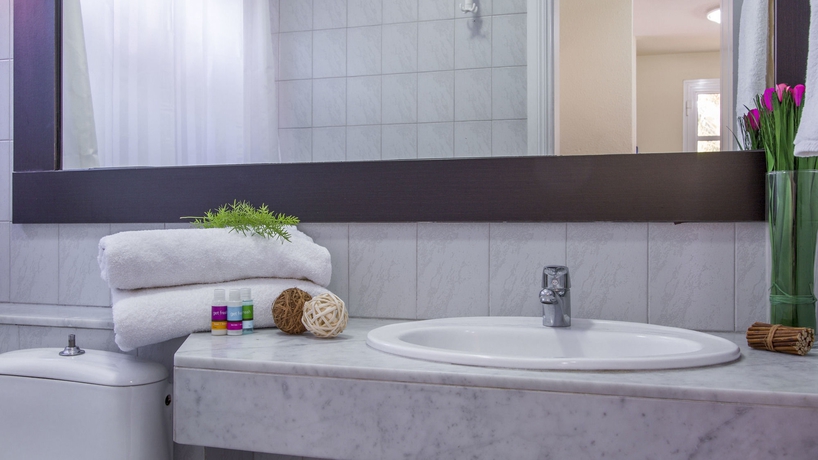 Imagen de la habitación del Apartamentos Tisalaya Park. Foto 9