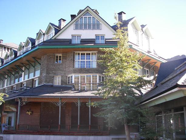 Imagen de los exteriores del Apartamentos Todosierranevada. Foto 24