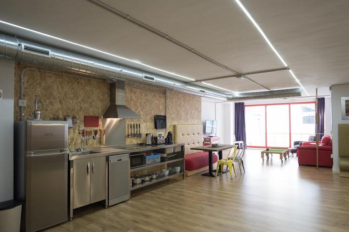Imagen de los interiores del Apartamentos Tomate Rooms, Alicante. Foto 7