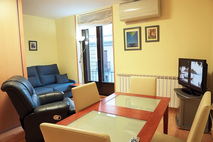 Imagen de los interiores del Apartamentos Toro 33. Foto 16