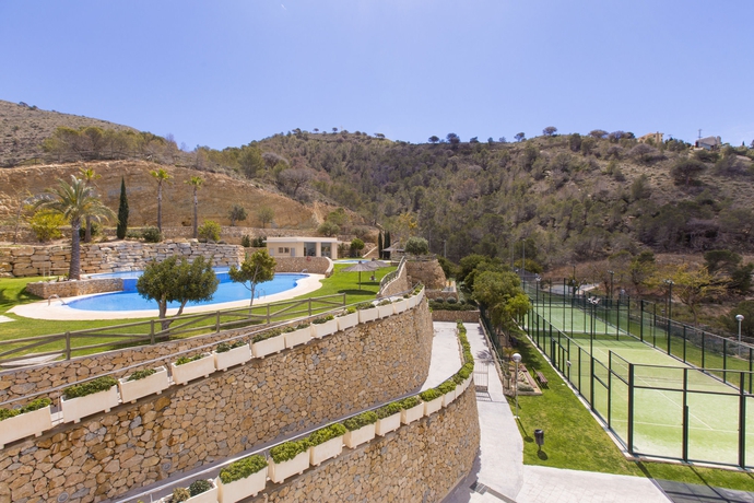 Imagen de los exteriores del Apartamentos Torre Lugano Sky. Foto 8