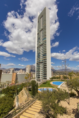 Imagen general del Apartamentos Torre Lugano Sky. Foto 4