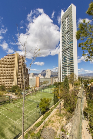 Imagen general del Apartamentos Torre Lugano Sky. Foto 5