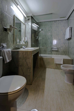 Imagen de la habitación del Apartamentos Torreluz. Foto 6