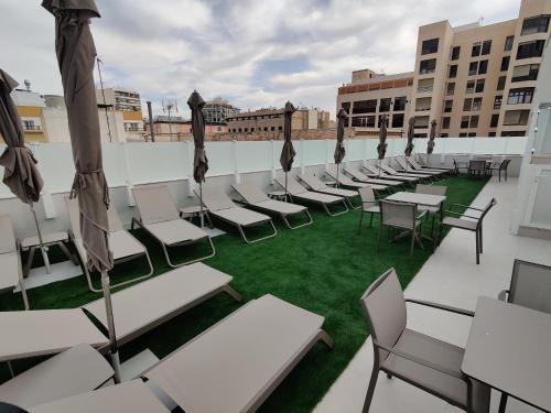 Imagen general del Apartamentos Torreluz SUITES. Foto 8