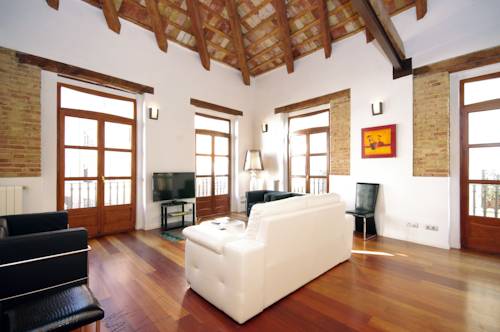 Imagen de la habitación del Apartamentos Torres de Valencia Apartments. Foto 2