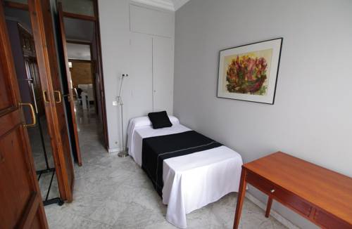 Imagen de la habitación del Apartamentos Torres de Valencia Apartments. Foto 5
