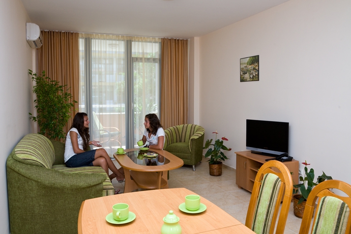 Imagen general del Apartamentos Trakia Plaza, Nessebar. Foto 2