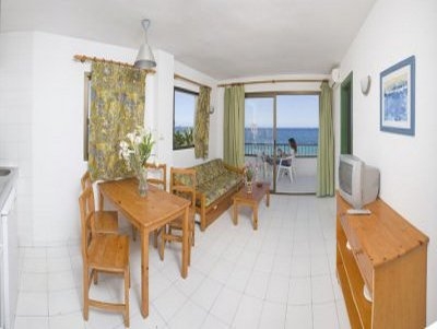 Imagen de la habitación del Apartamentos Tur Palas. Foto 5