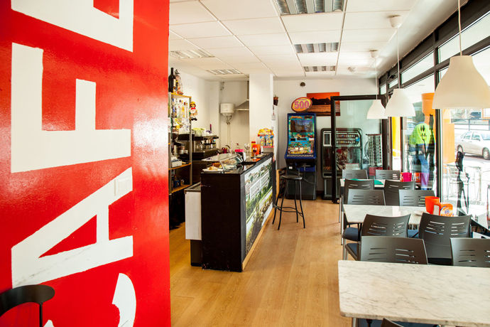 Imagen de los interiores del Apartamentos Turísticos Bahía De Boó. Foto 11