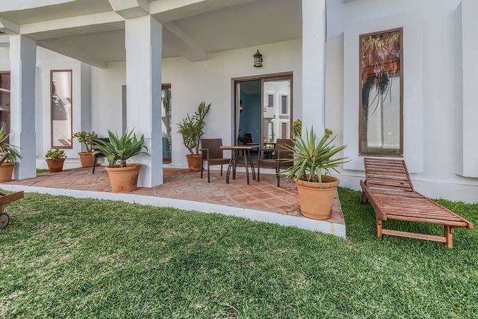 Imagen de la habitación del Apartamentos Turísticos Bahía de Trafalgar. Foto 15