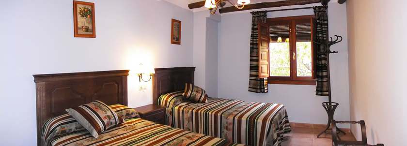 Imagen de la habitación del Apartamentos Turísticos Casalpujarra. Foto 5