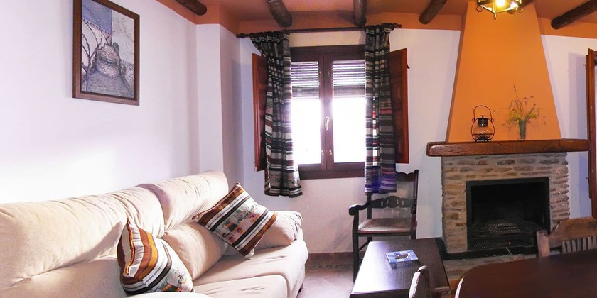 Imagen de la habitación del Apartamentos Turísticos Casalpujarra. Foto 14