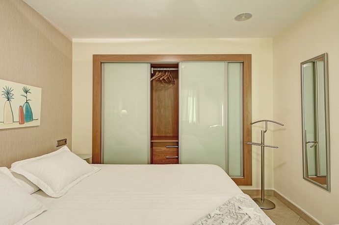 Imagen de la habitación del Apartamentos Turísticos Centro. Foto 5