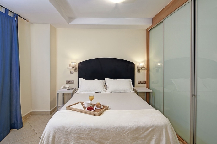 Imagen de la habitación del Apartamentos Turísticos Centro. Foto 15