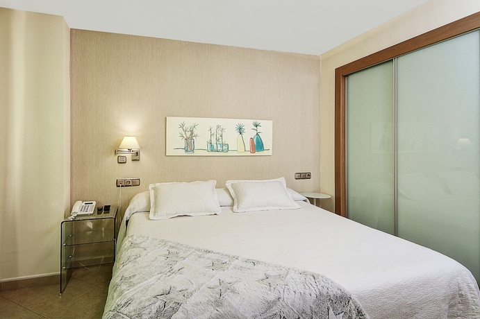 Imagen de la habitación del Apartamentos Turísticos Centro. Foto 16