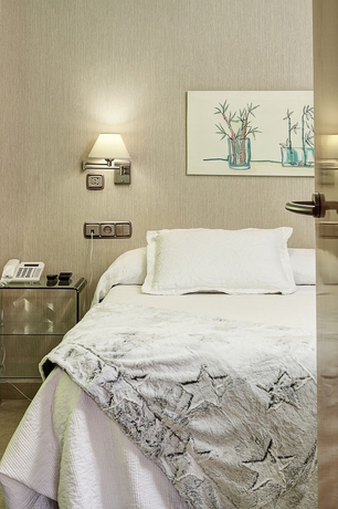 Imagen de la habitación del Apartamentos Turísticos Centro. Foto 17