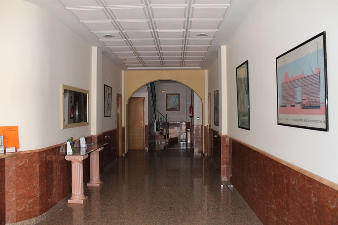 Imagen de los interiores del Apartamentos Turísticos Fresno. Foto 15