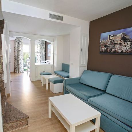 Imagen de la habitación del Apartamentos Turísticos Jardines del Plaza. Foto 5