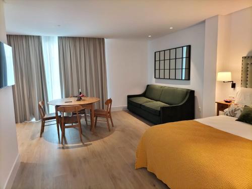 Imagen de la habitación del Apartamentos Turísticos La Plaza Chipiona. Foto 6