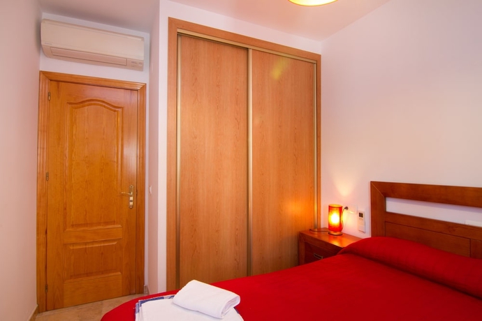 Imagen de la habitación del Apartamentos Turísticos Manuel Martín. Foto 12