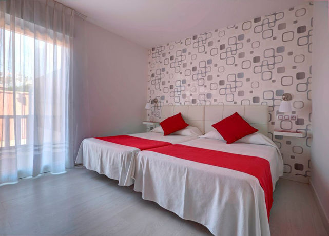 Imagen de la habitación del Apartamentos Turísticos Playa Mar. Foto 8