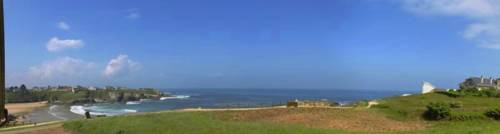 Imagen de la habitación del Apartamentos Turísticos Playa de Tapia. Foto 14