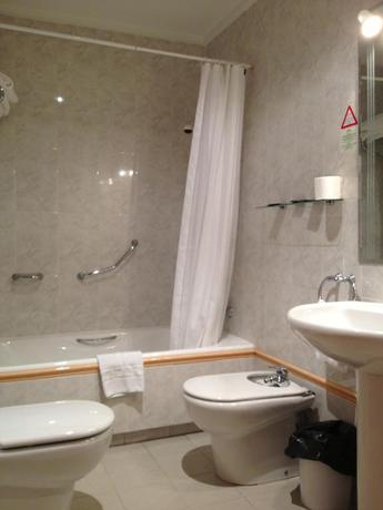 Imagen de la habitación del Apartamentos Turísticos Puerta De León. Foto 7