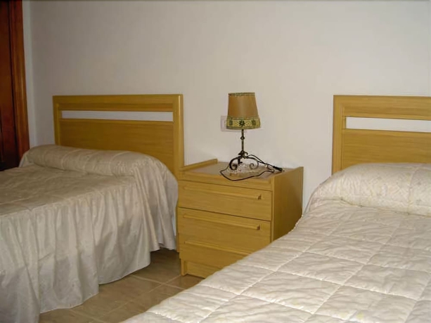 Imagen de la habitación del Apartamentos Turísticos Puerto Tomás Maestre. Foto 2