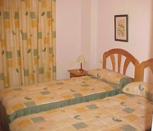 Imagen de la habitación del Apartamentos Turísticos Puerto Tomás Maestre. Foto 7