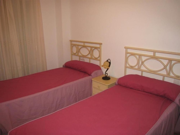 Imagen de la habitación del Apartamentos Turísticos Puerto Tomás Maestre. Foto 9