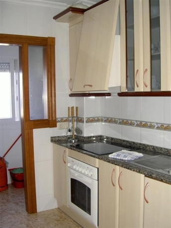 Imagen de la habitación del Apartamentos Turísticos Puerto Tomás Maestre. Foto 15